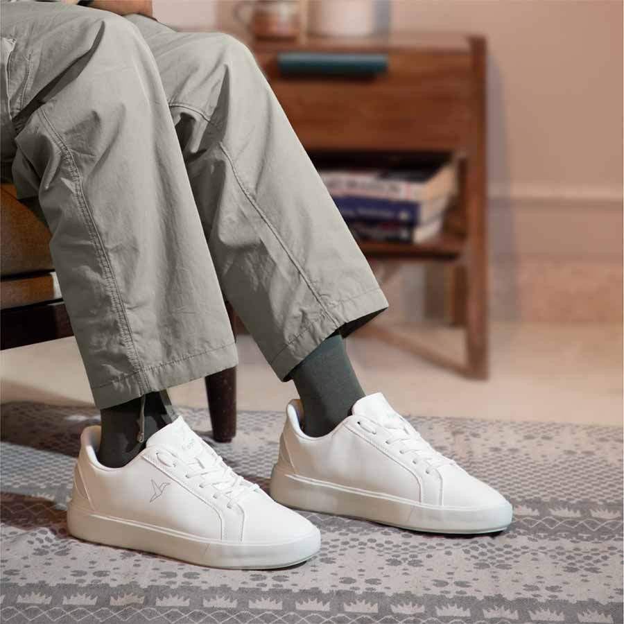 Blinc Hands Free Sneakers - Men - Image 24