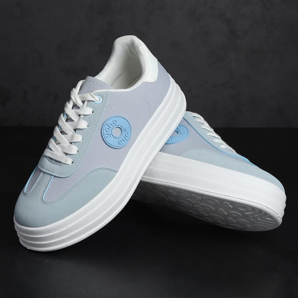 CAS 105 Sneakers for Women - Image 4