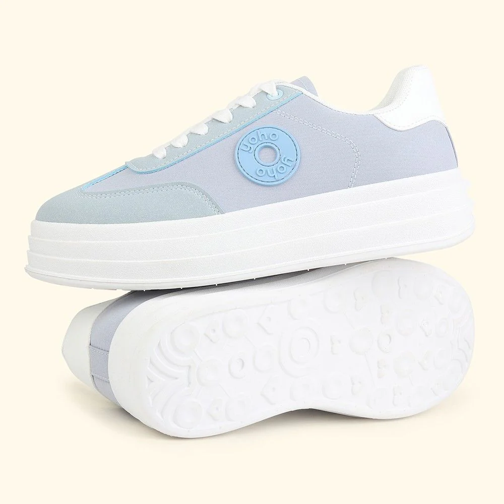 CAS 105 Sneakers for Women - Image 5