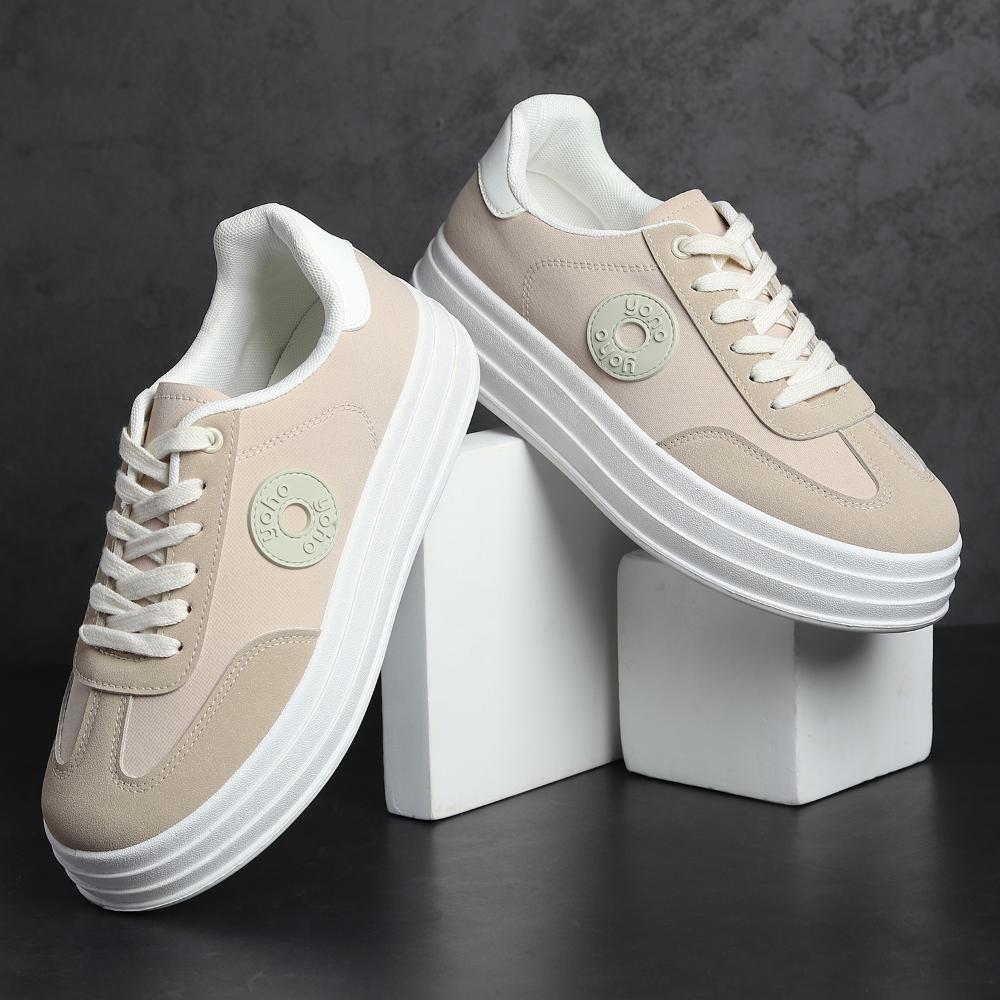 CAS 105 Sneakers for Women - Image 9