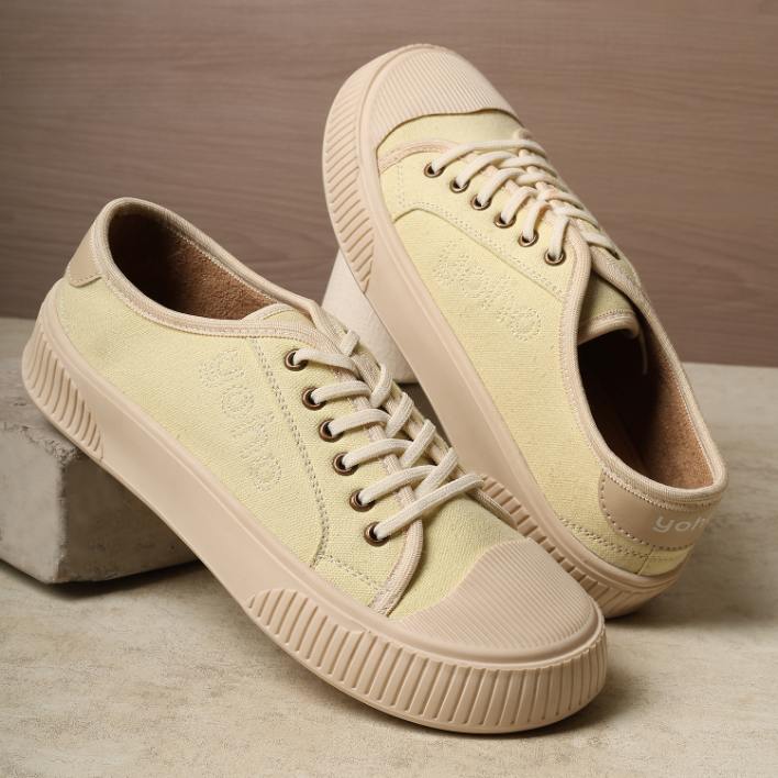 CAS 109 Sneakers for Women - Image 16