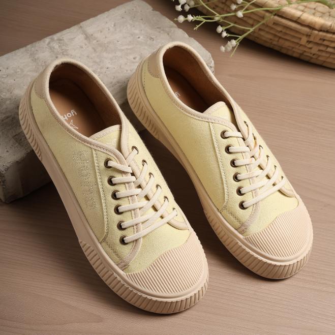 CAS 109 Sneakers for Women - Image 18