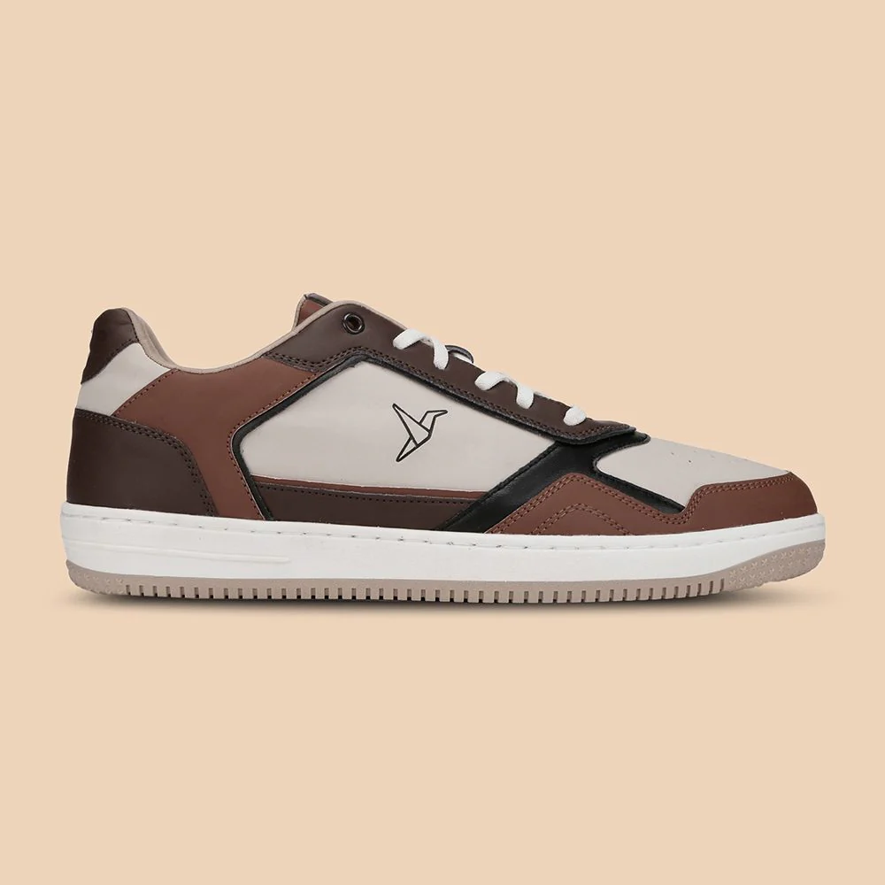 Low Top Sneakers - Image 44