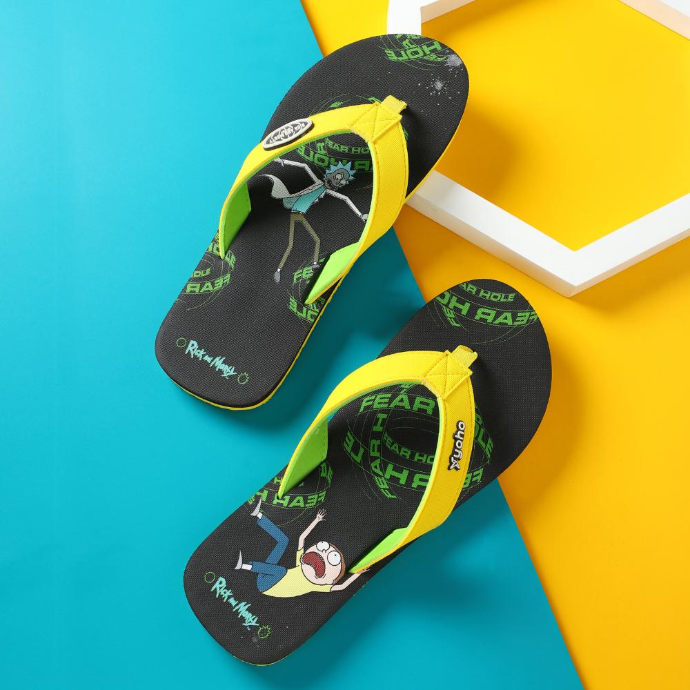 Rick and Morty 001 Slippers for Men - Image 3
