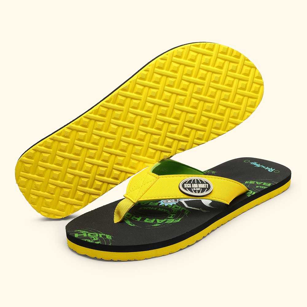 Rick and Morty 001 Slippers for Men - Image 4
