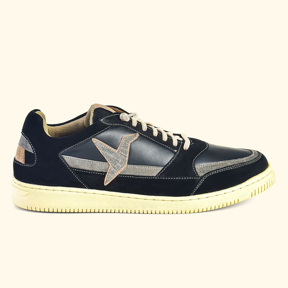 Stomp Sneakers for Men - Image 3