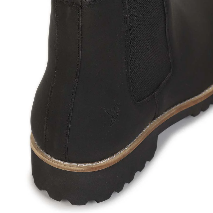 Women Chelsea Boots - Image 4