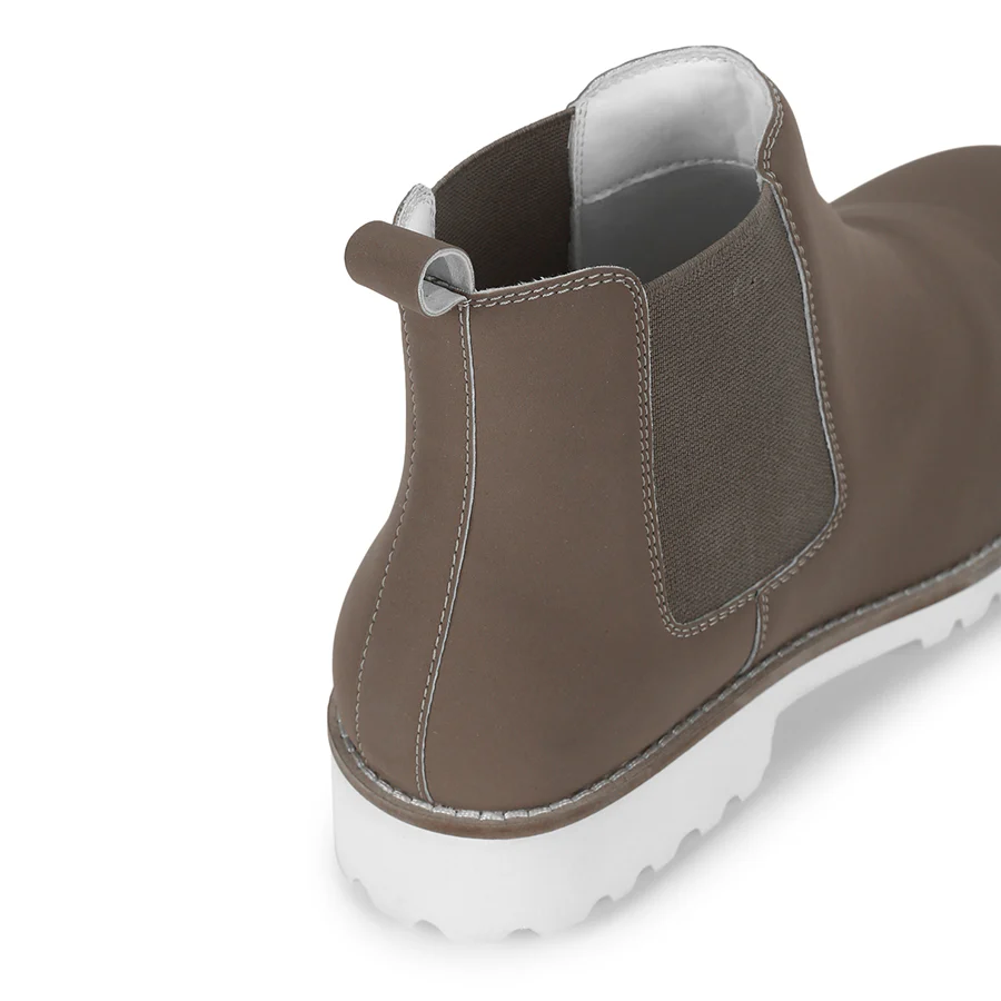 Women Chelsea Boots - Image 44